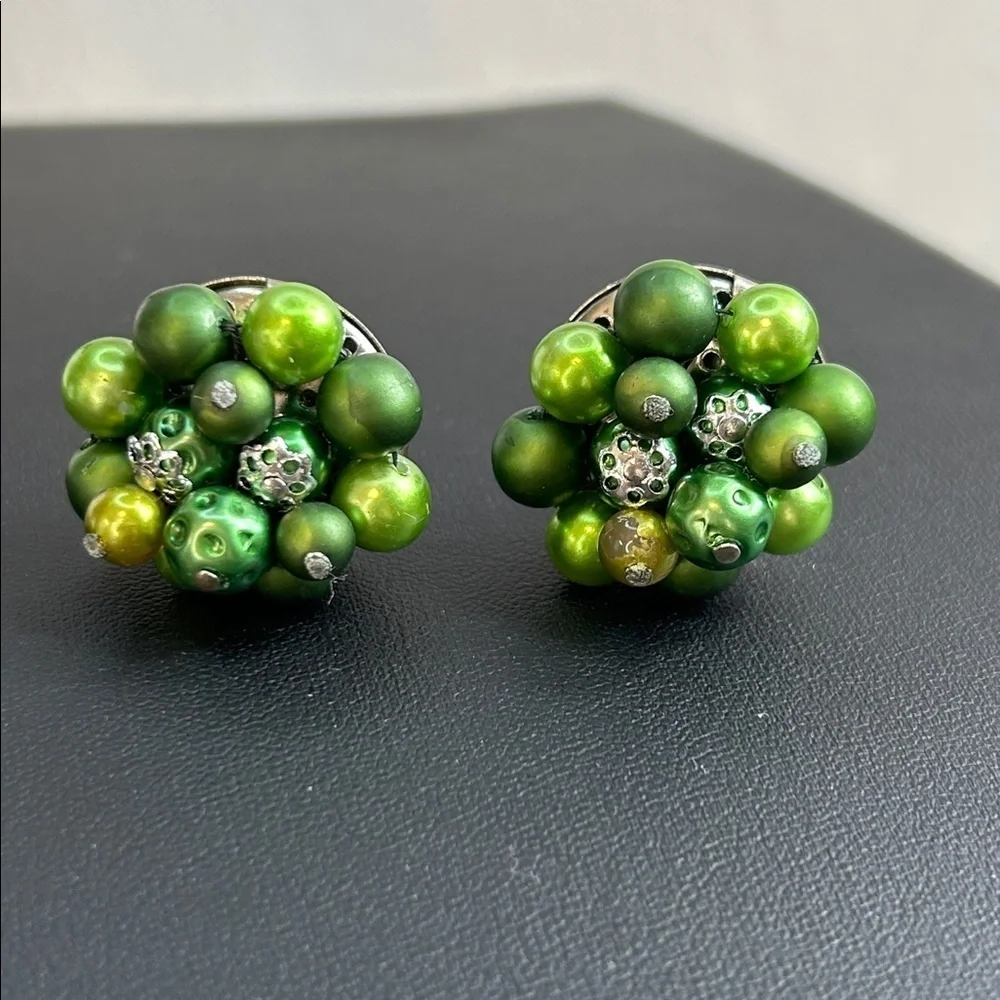 Vintage Japan Green Beaded Cluster Clip On Earrings